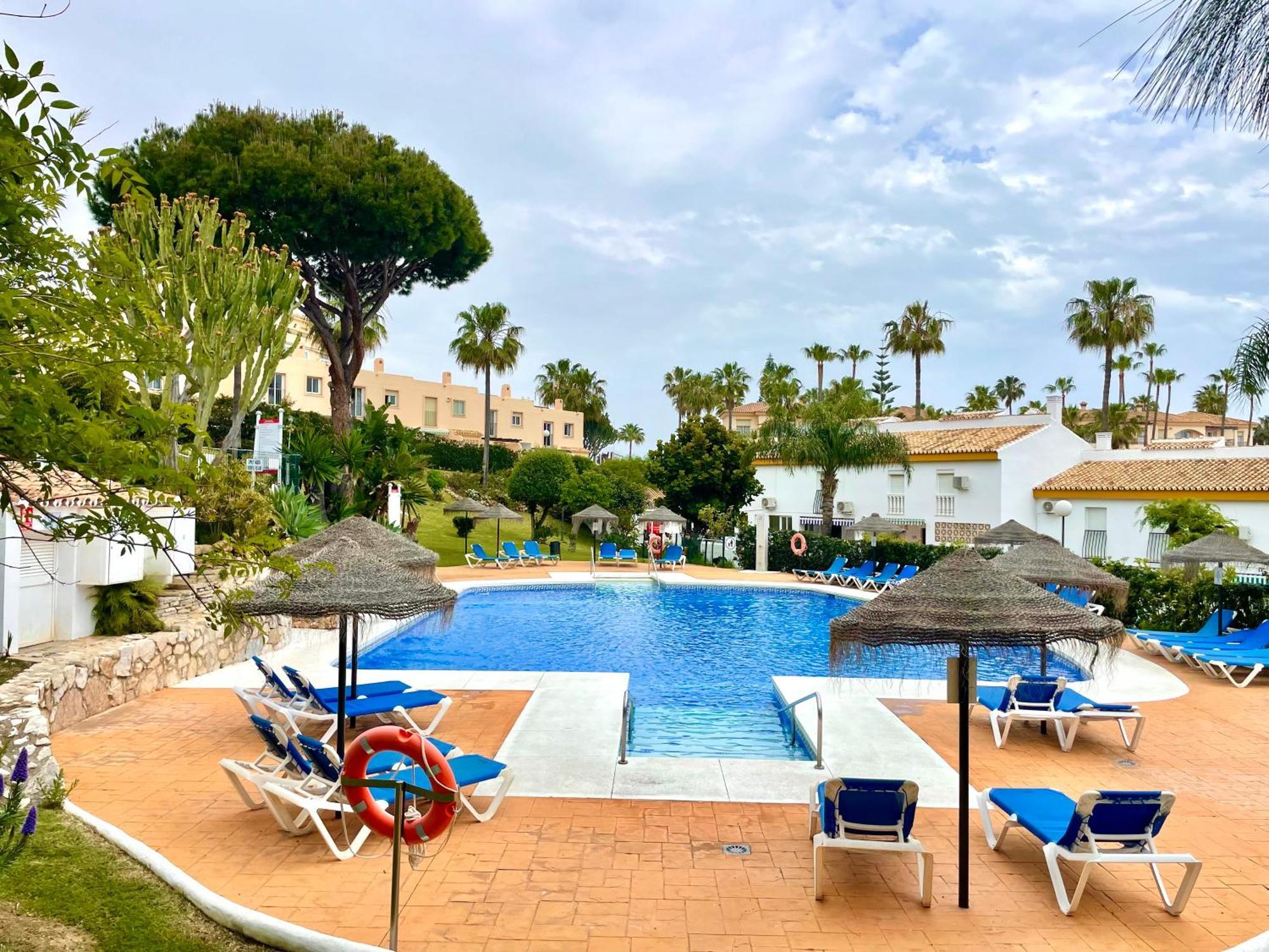 Beach Retreat 2 Bedroom Apartment Fuengirola Exterior foto